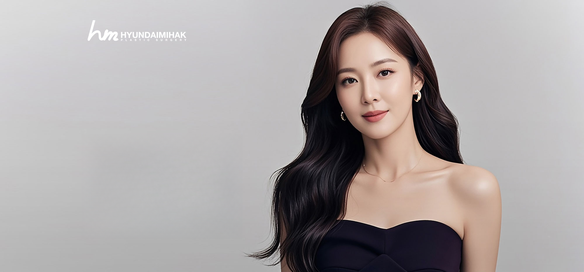 Hyundai Aesthetics 3D Neck Lift - model with a smooth neckline