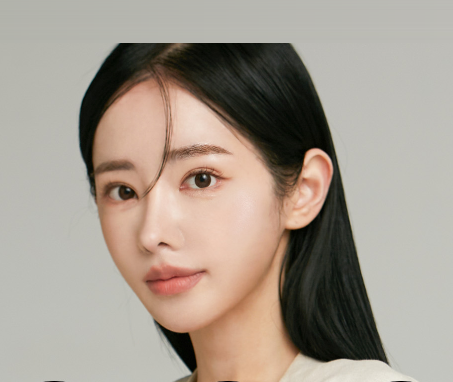 Facial photo of a sub-brow lift model